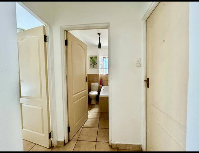 2 BEDROOM APARTMENT FOR SALE IN BRITS CENTRAL